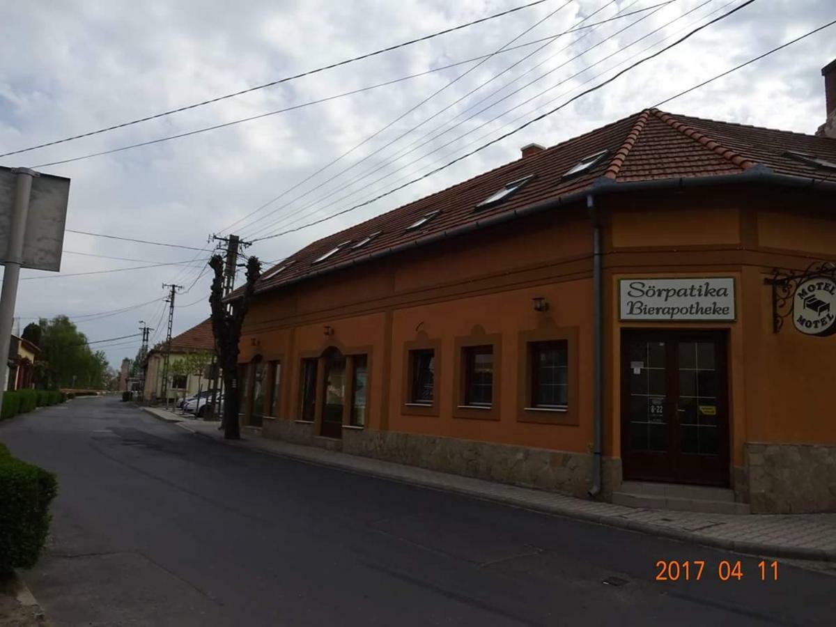 Sörpatika Vendégház Badacsonytomaj Exterior foto